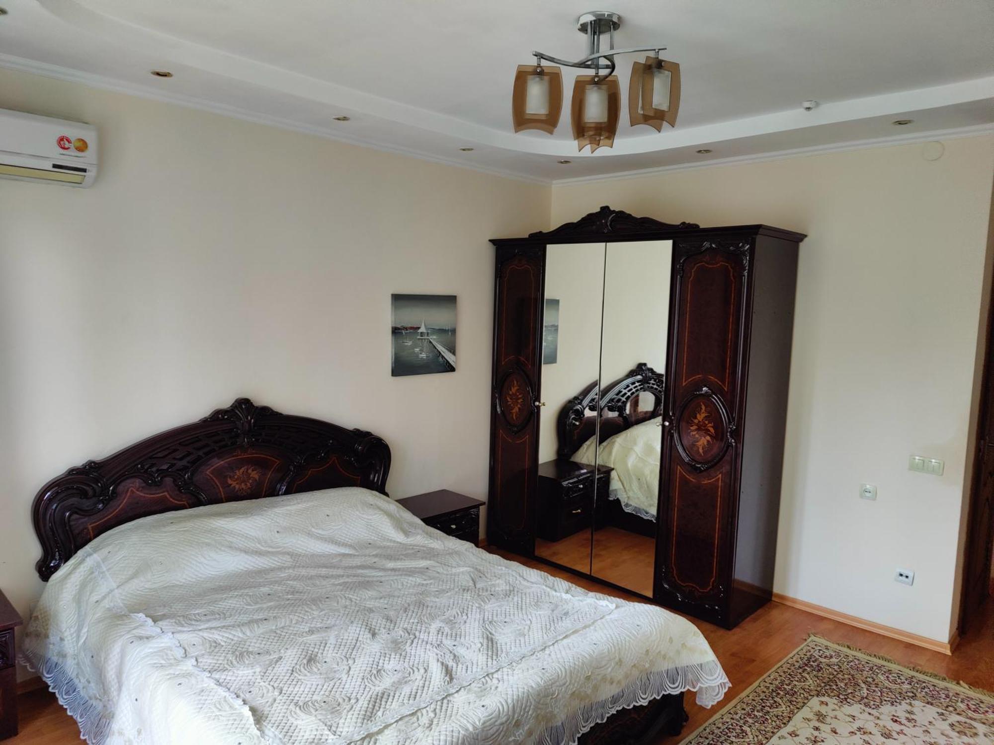Улица Гоголя 2 Апартаменты 180 Метров Almaty Esterno foto